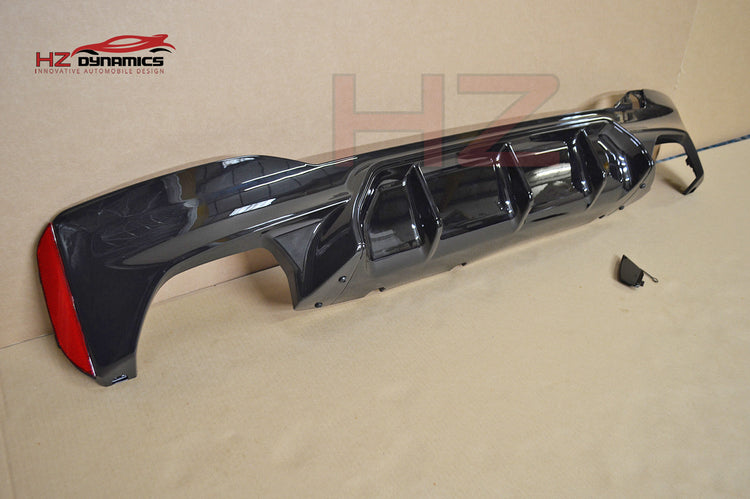 M5 Look Gloss Black Rear Diffuser FOR BMW 5 Series G30 G31 2018-2021