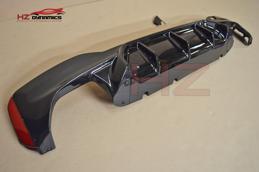 M5 Look Gloss Black Rear Diffuser FOR BMW 5 Series G30 G31 2018-2021